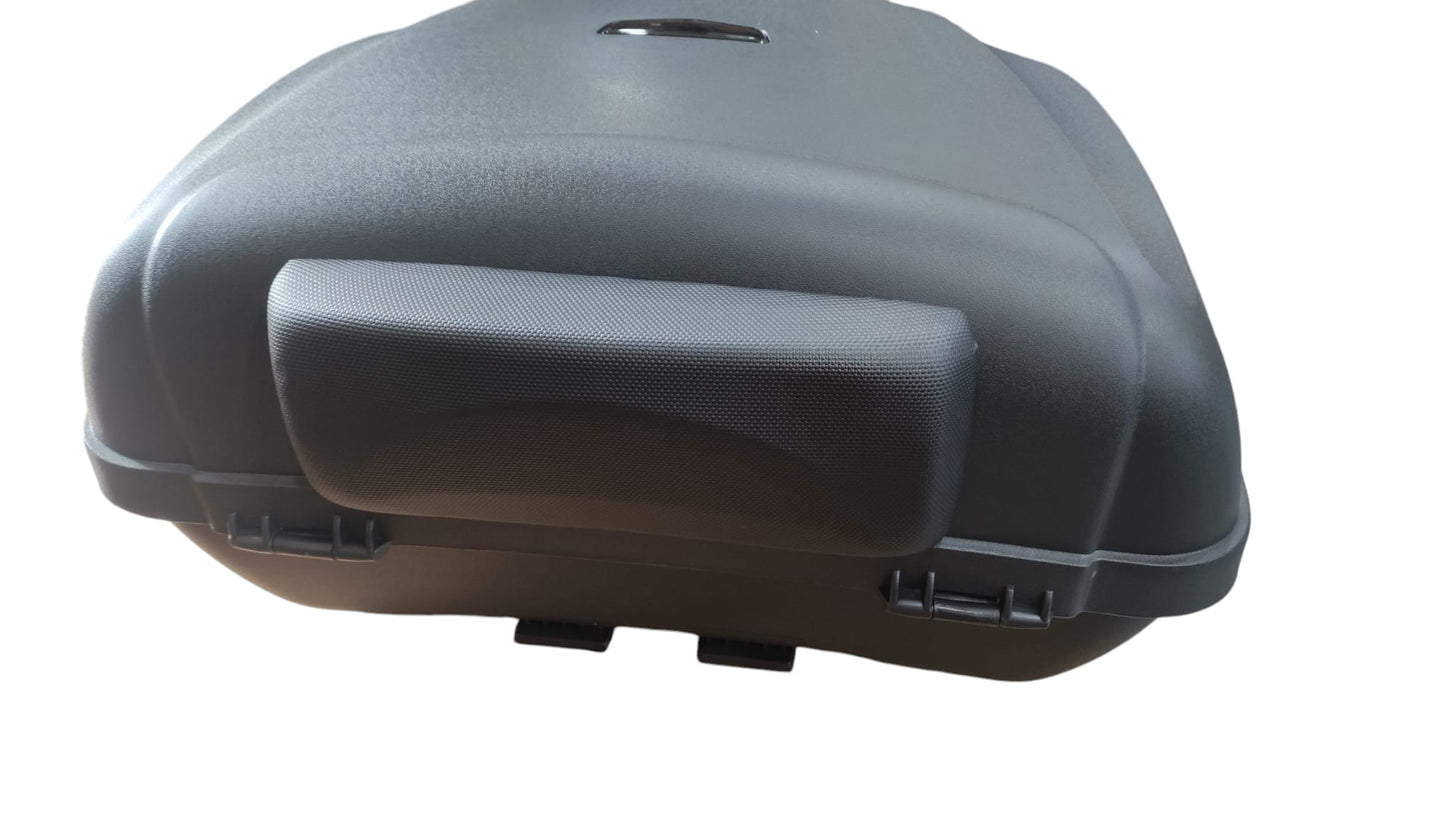 ארגז 52 ליטר פס לבן