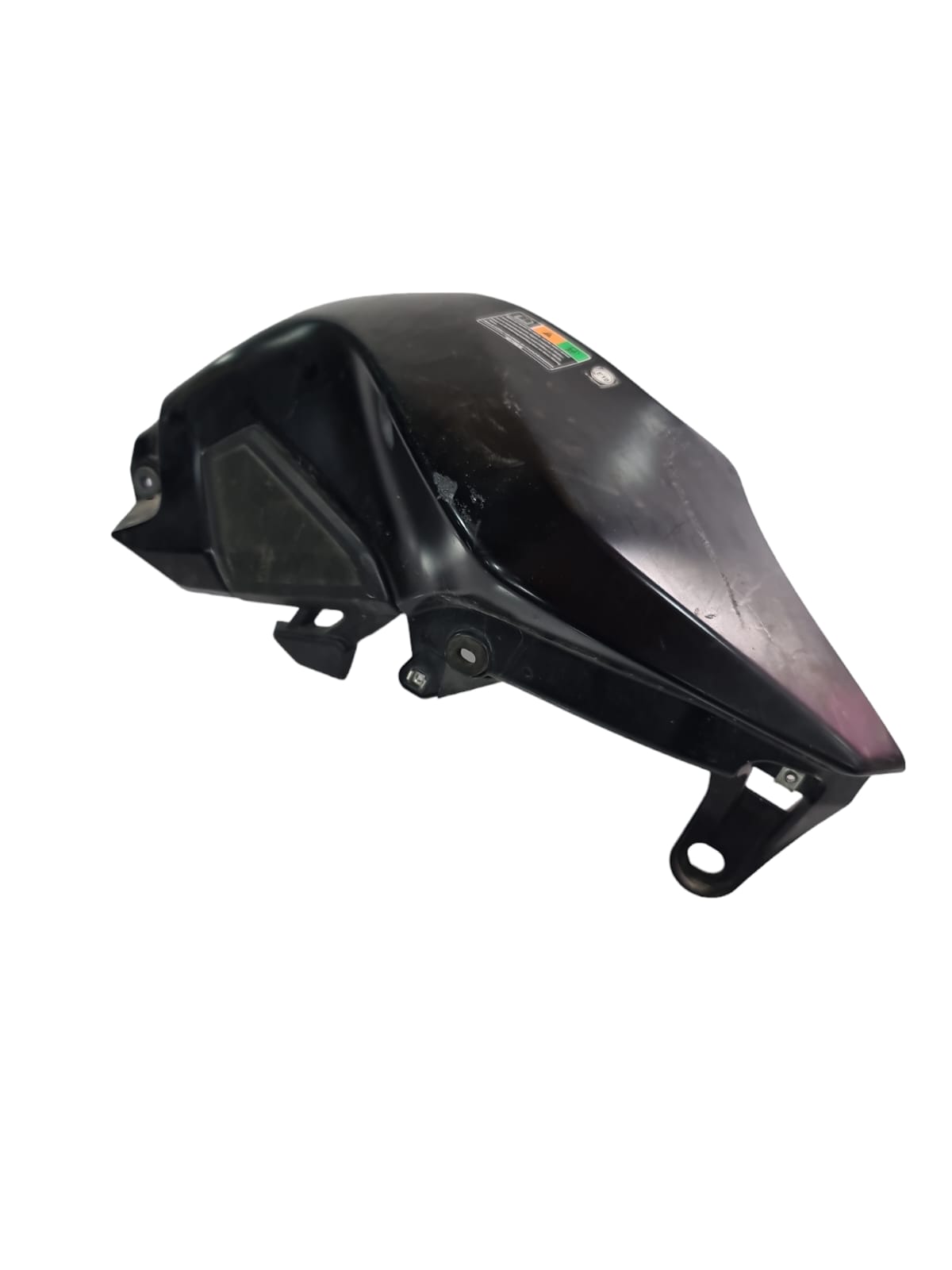 כיסוי מיכל דלק שמאל משומש