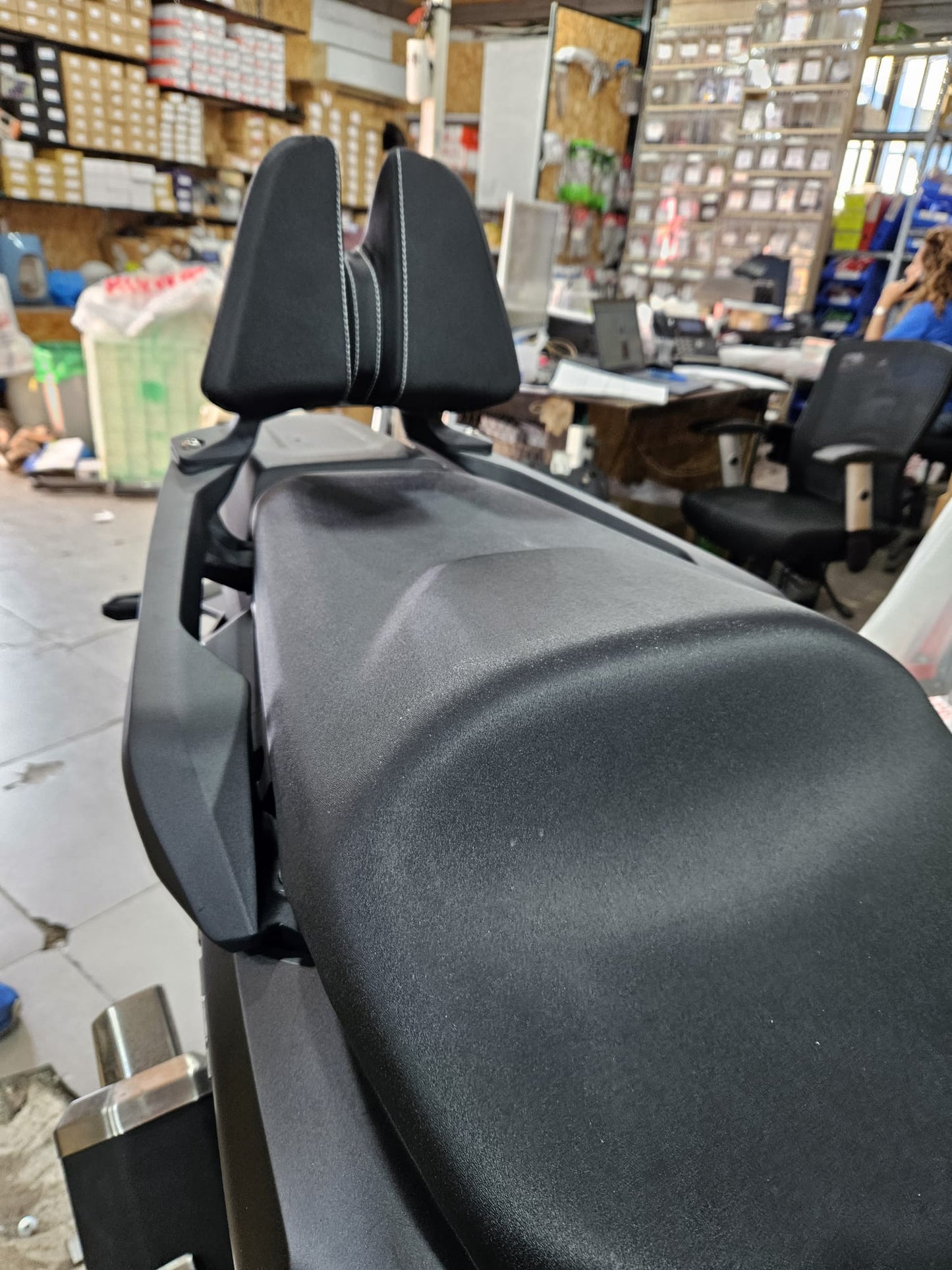 20-23 XADV 750 משענת גב פורזה