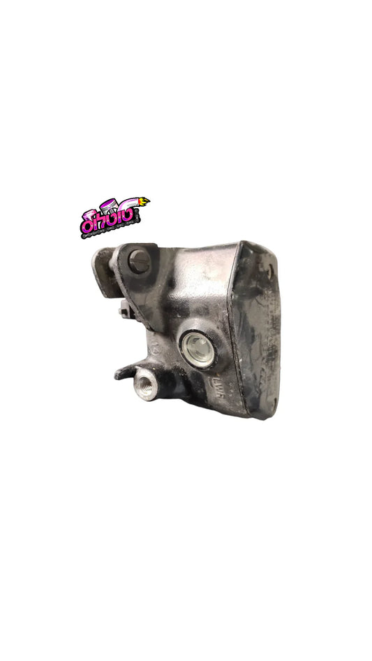 משאבת בלם קדמי משומשת ל-Z900 – בלימה אמינה ובטיחות מרבית