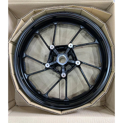 ג'אנט קדמי ימאהה MT-09 – יציבות וביצועים מעולים