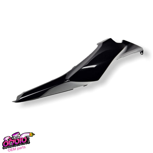 Z 650 כיסוי זנב שמאל שחור מבריק