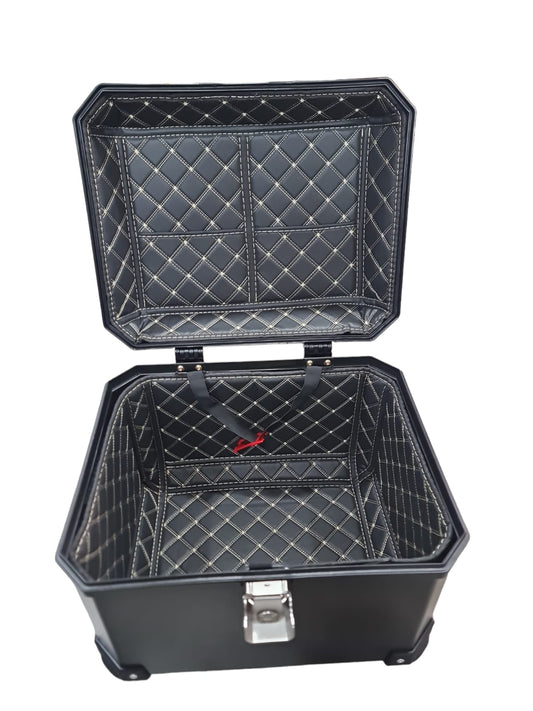 ארגז פלסטיק מרופד 45 ליטר