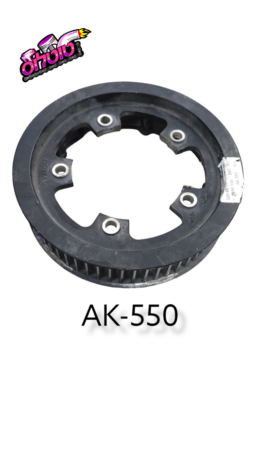 גלגל שיניים אחורי לרצועה אחורית