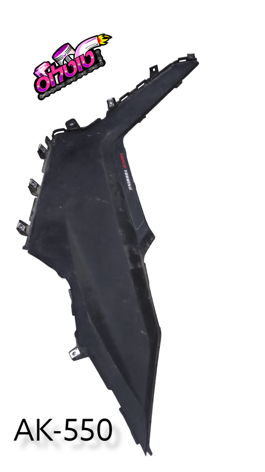 כיסוי מנוע עליון שמאל AK550
