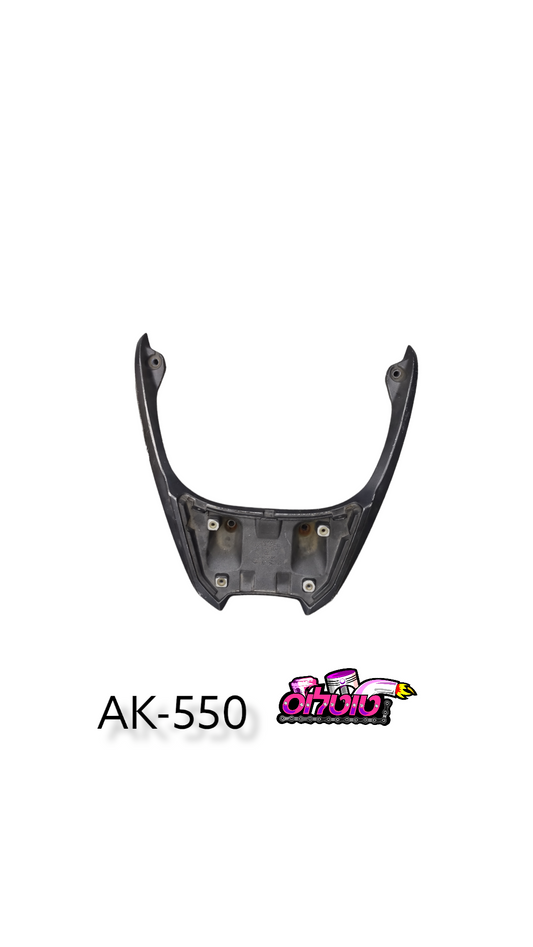 סבל נוי ידיות אחיזה אחורי AK550 - אזל מן המלאי