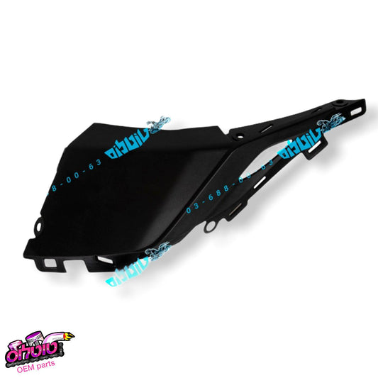 כיסוי ימין לפנס CB500F