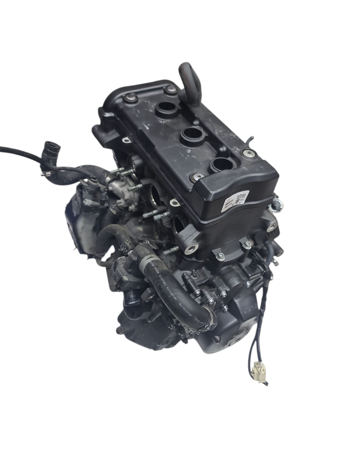 מנוע מושלם לmt 09 שנת 2023 נסע 15 אלף קילומטר