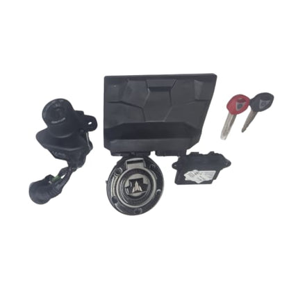 סט מנעולים כולל סוויץ ראשי פקק דלק מגיע עם שתי מפתחות ומחשב ניהול מנוע